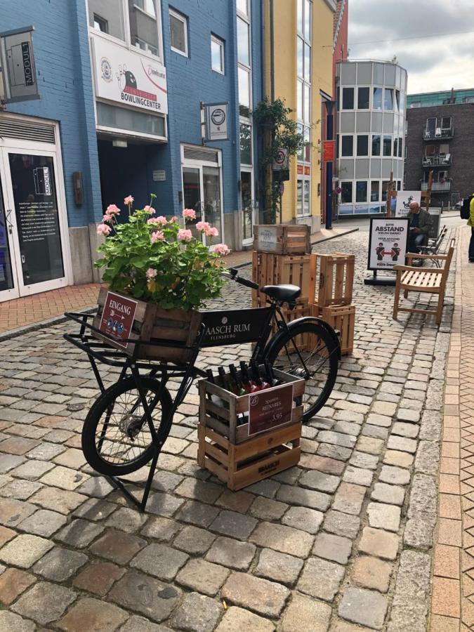 Burghofdrei Hygge & Zentral P-Platz Streaming Apartment Flensburg Exterior foto